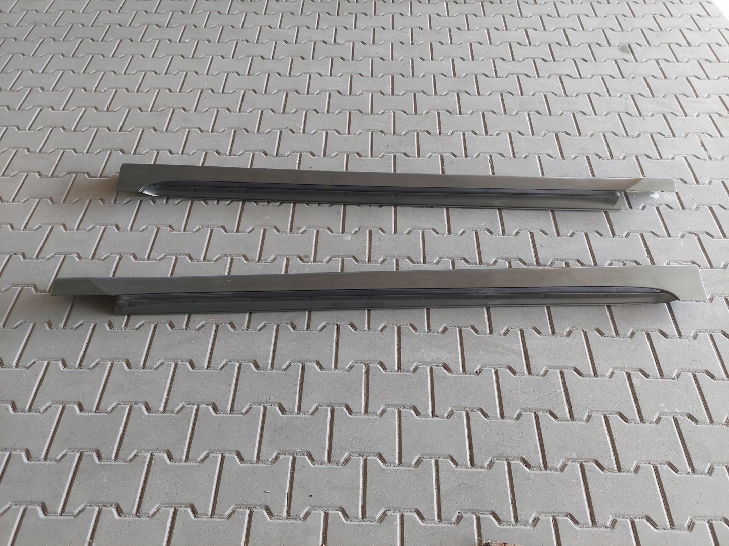 moulding threshold left right threshold left right LEXUS GS III 450H 300 6T7