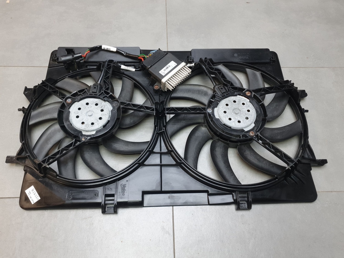 Audi A4 B8 8K 2.0 tfsi Zespol lüfter lüfter 8K0121003M