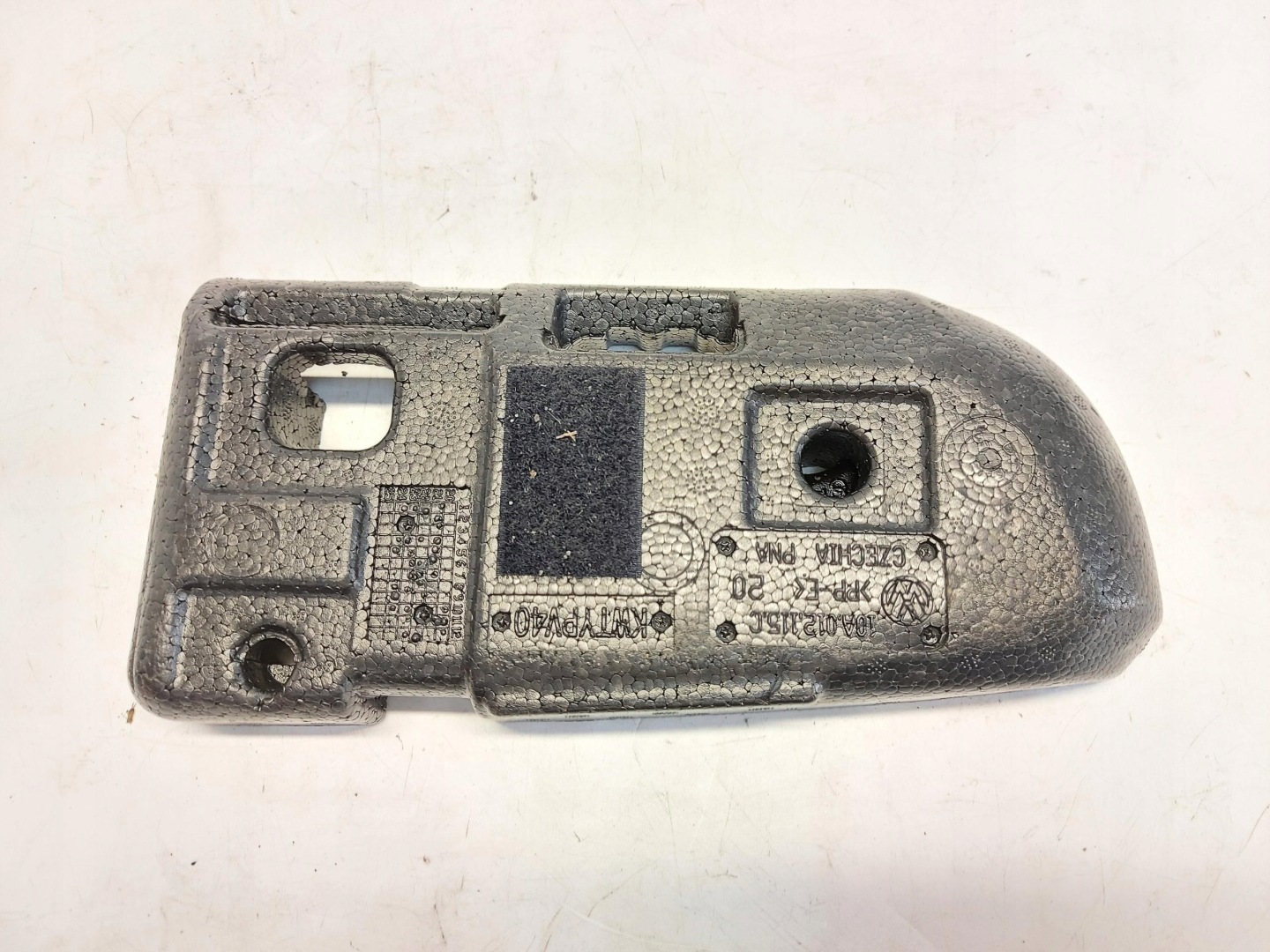 VW ID4 11A , 2024r SUV 5D Kugelkopf Polystyren 10A012115C