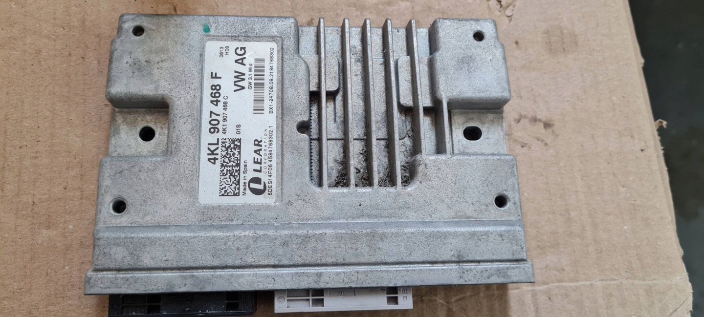 Q8 4M Q7 modulo Centralina GEATEWAY INTERFACE Audi e-tron 4K1907468F