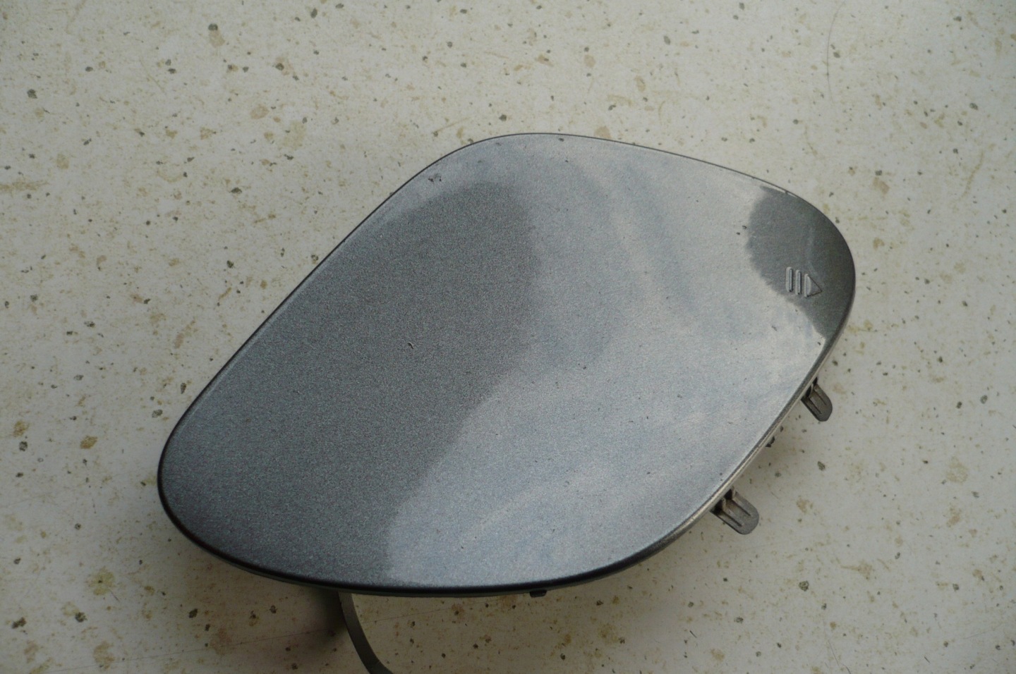 MERCEDES C KLASA W205 AMG LIFT towing hook cap bumper front