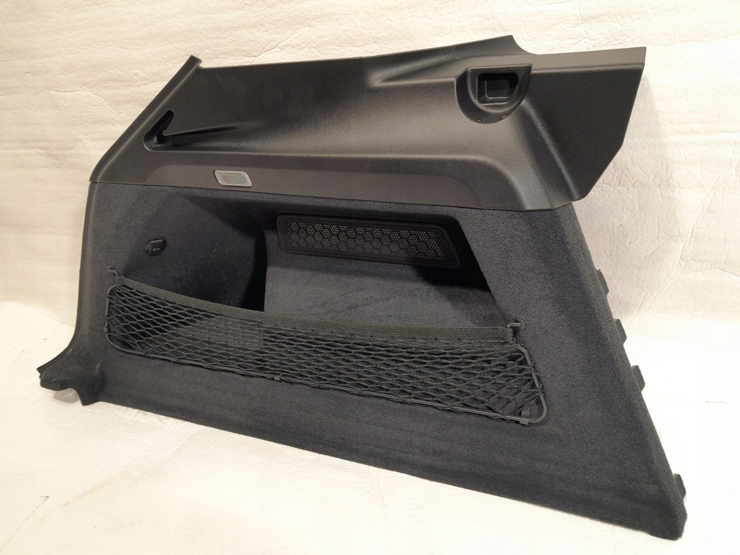 PORSCHE CAYENNE 9Y boot upholstery left 9Y0867037D