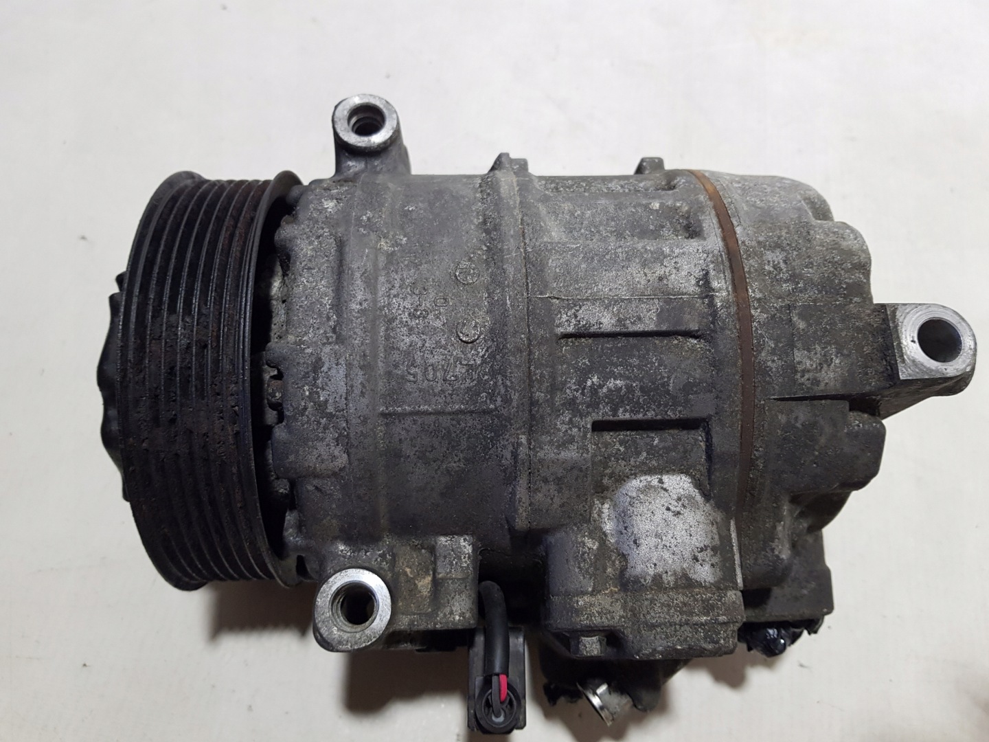 compressor; compressor of the air conditioning PORSCHE CAYENNE 7P 7P5820803B