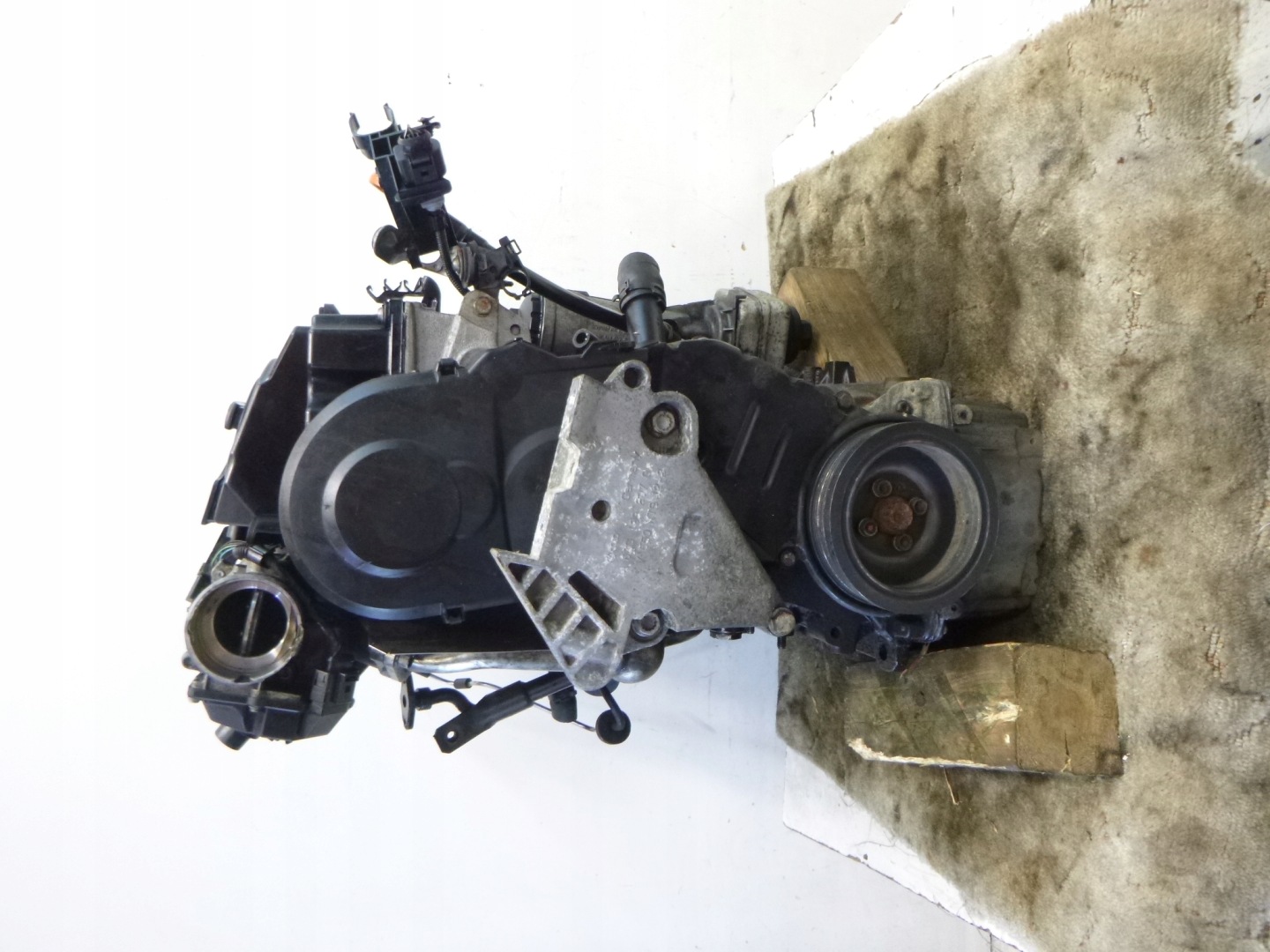 engine Volkswagen Golf V 1.9 TDI BXJ 2007r. complete !!!