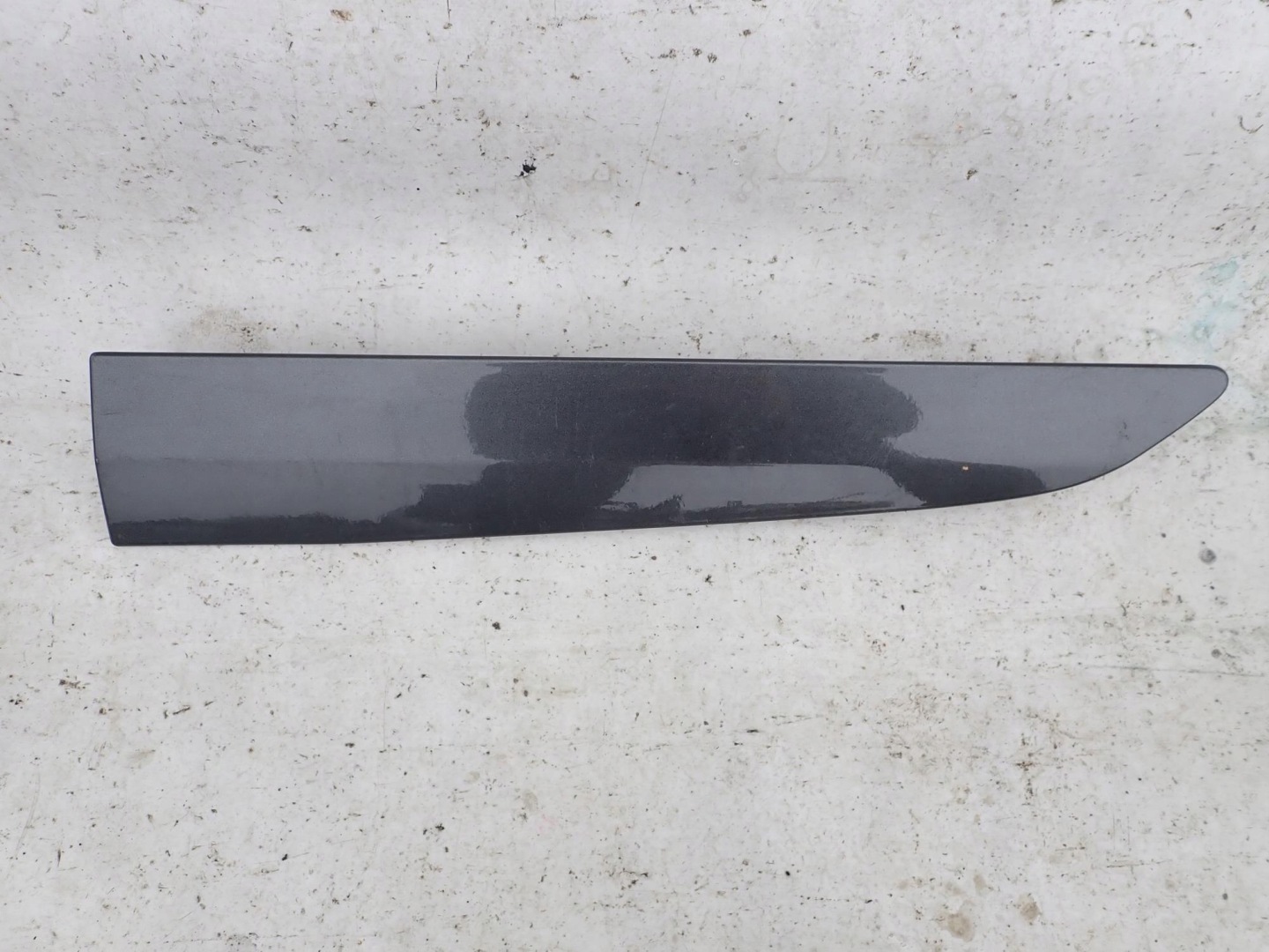 FORD TRANSIT COURIER 14-23 moulding door left rear part