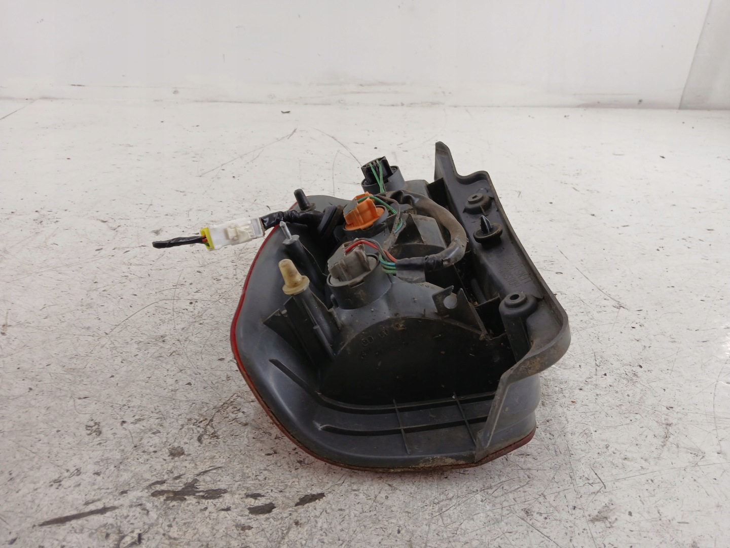 MITSUBISHI SPACE STAR and light right rear part