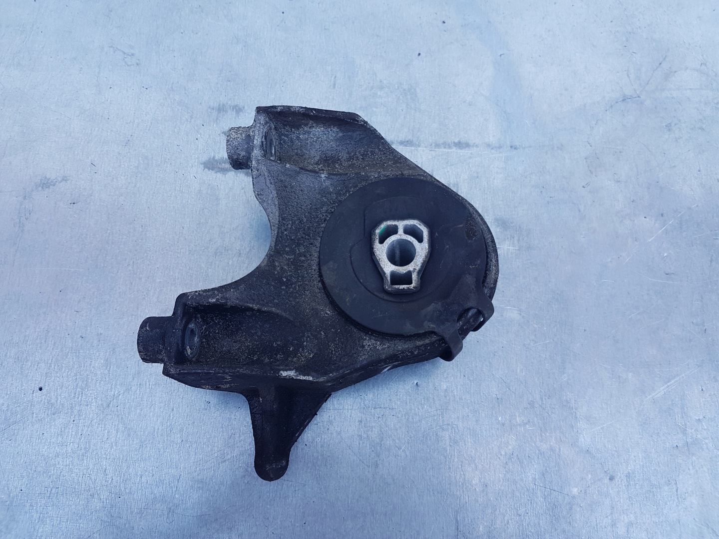 engine mount ANTARA CAPTIVA 2.2 VCDI X00762A