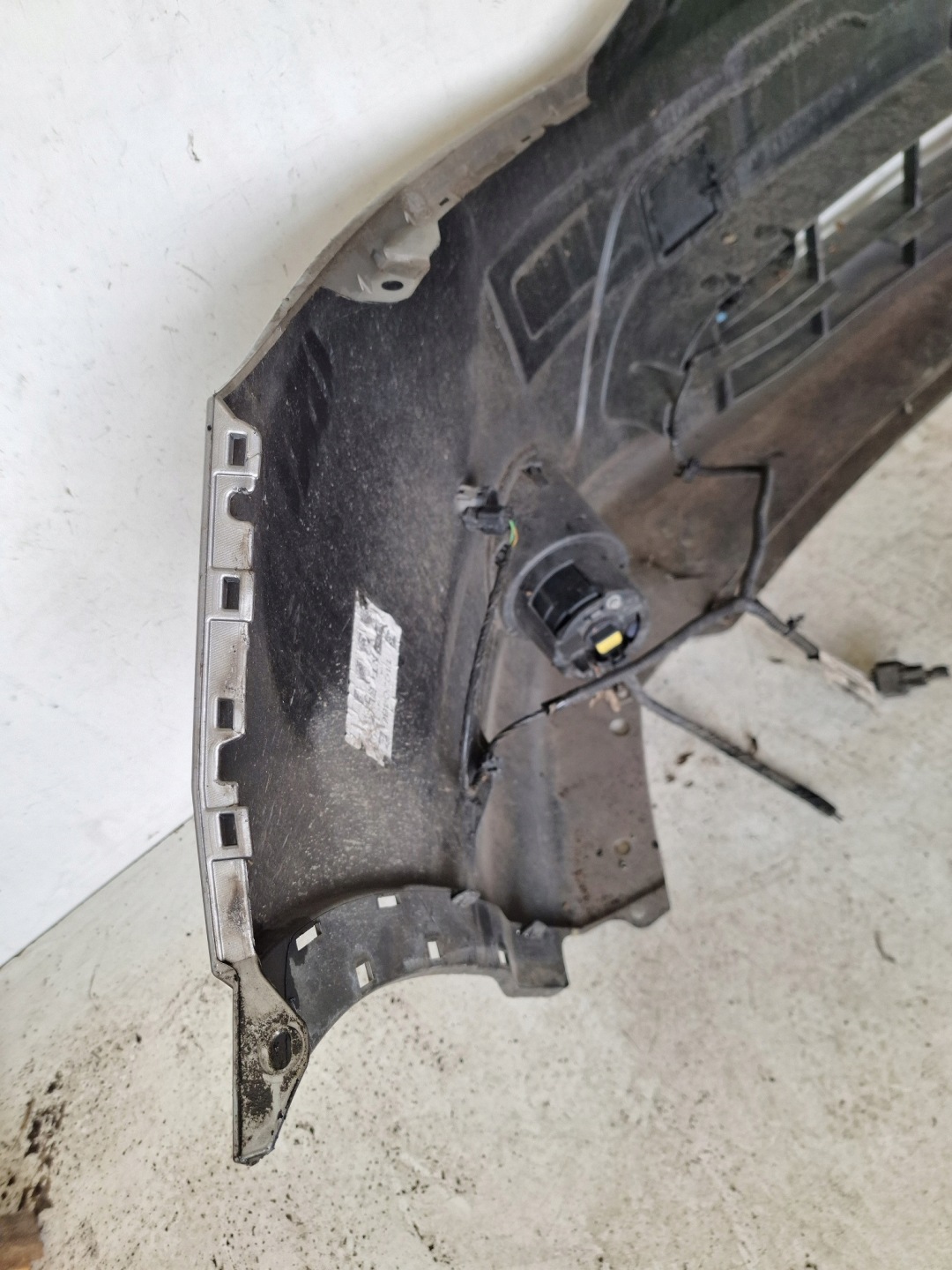 NISSAN QASHQAI J11 13-17 bumper PDC + KAMERA