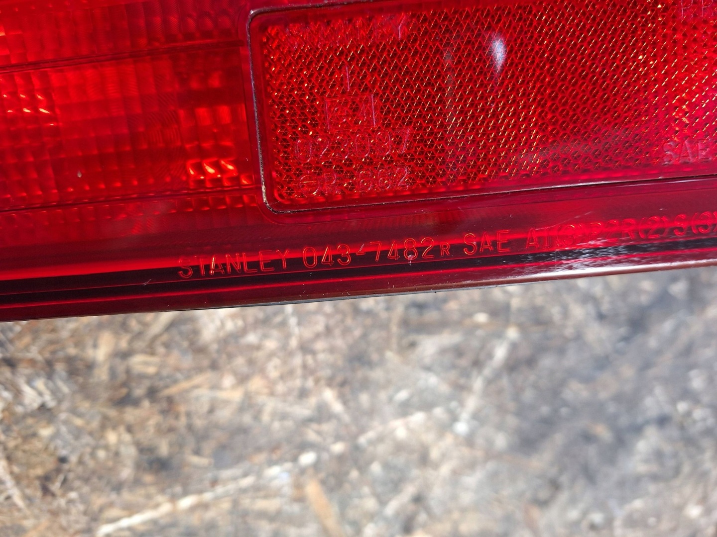 light rear part right HONDA LEGEND COUPE and 85-91 043-7482