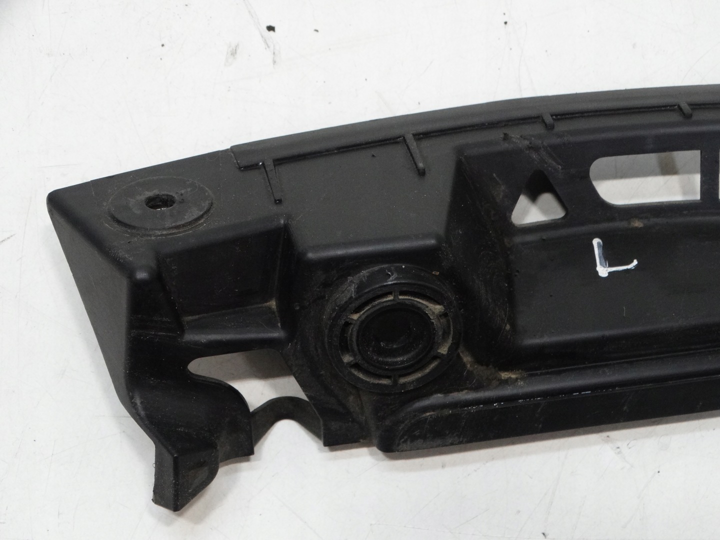 bumper bracket left rear part SKODA OCTAVIA II 1Z9807393