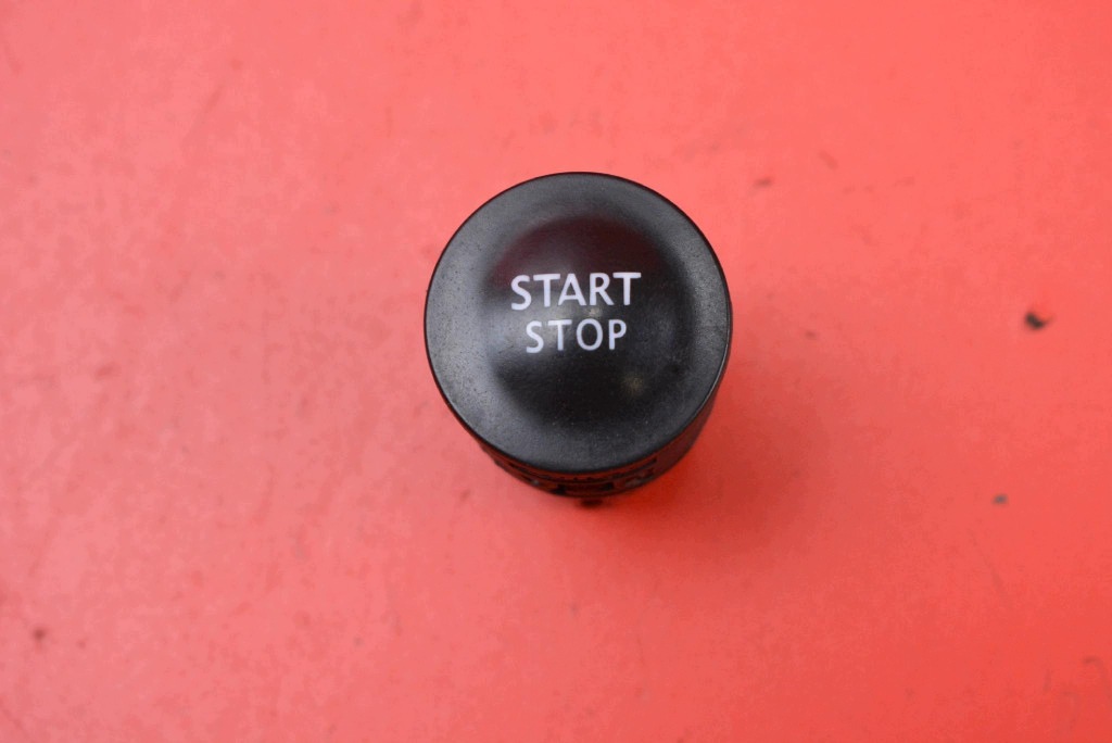 PILOT button START/STOP 1927937 503211R RENAULT MEGANE IV 1.6 SCe 115 KM