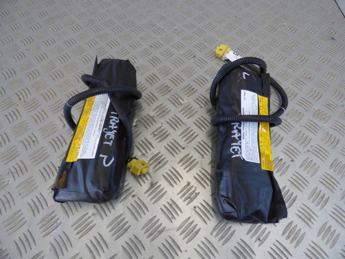 seat airbag right left HYUNDAI TRAJET