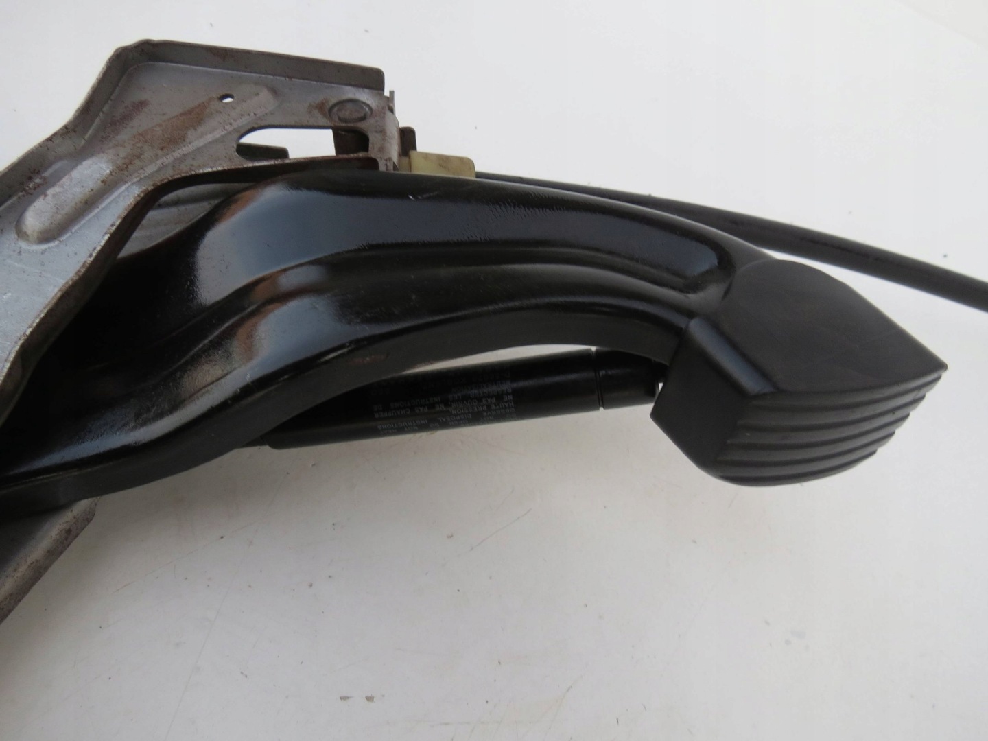 páčka PEDAL elektrická brzda PORSCHE CAYENNE 4.5 V8 7L0721797J