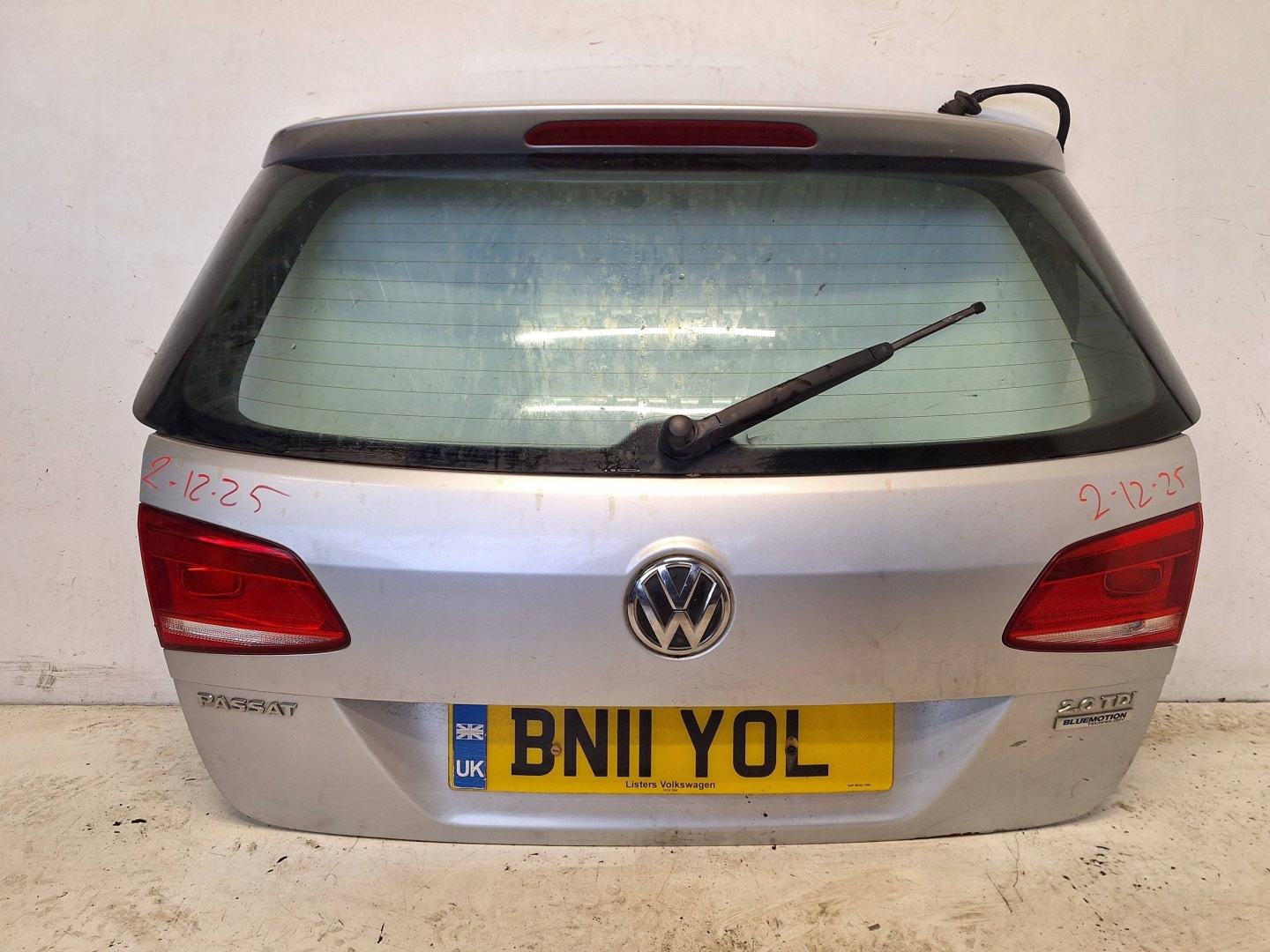 VOLKSWAGEN PASSAT B7 KOMBI 10-14 boot door