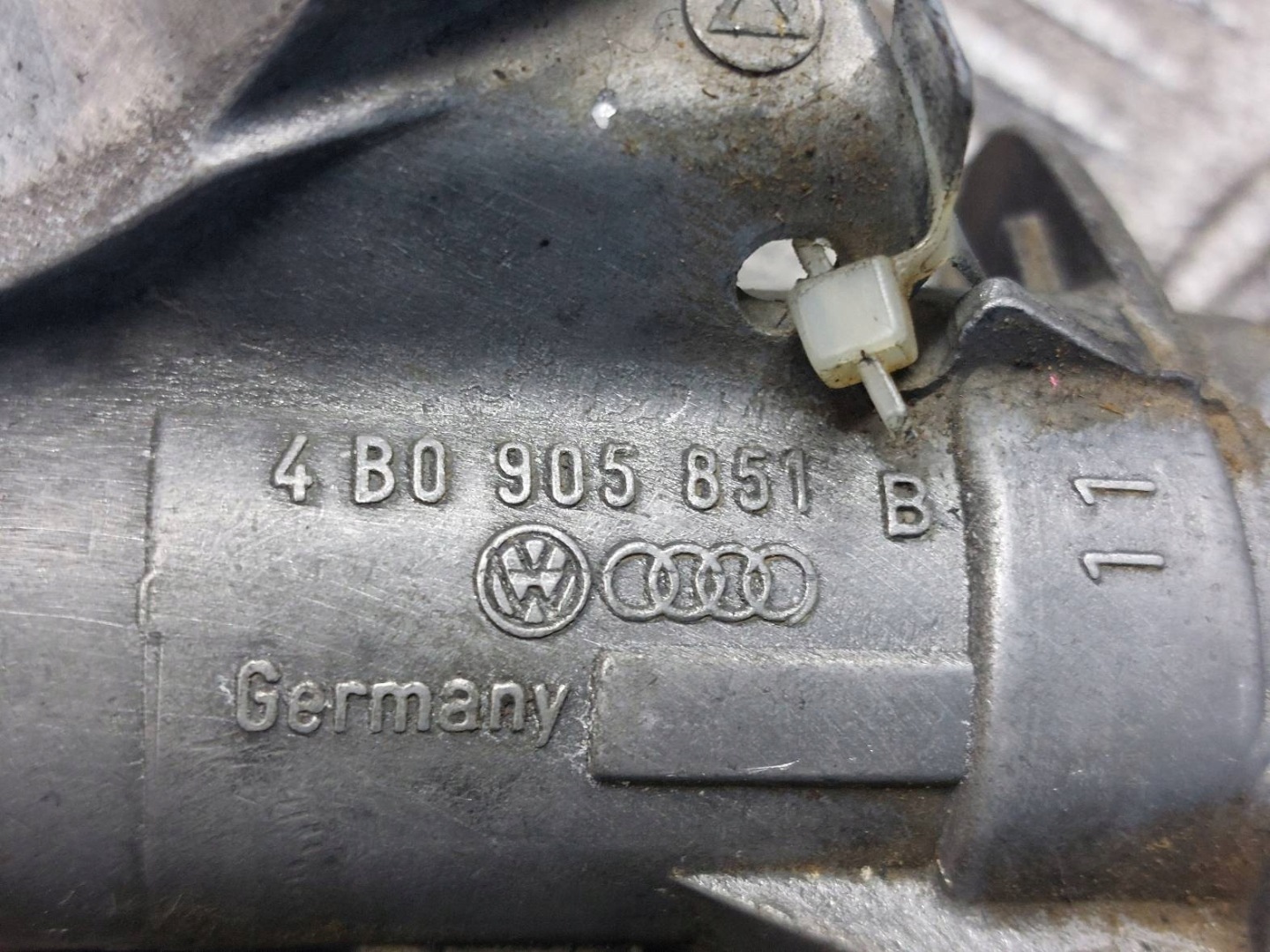 running board STARTOWY AUDI A4 B5 038906018R 8D0919860E 4B0905851B