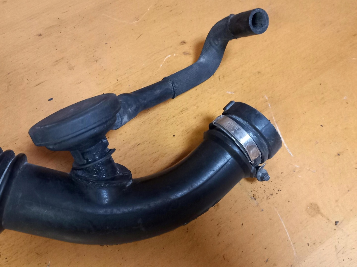 pipe wiring air RENAULT MEGANE II 1.5 DCI 8200218987A