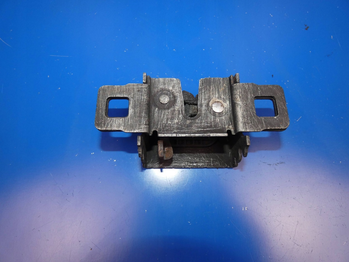 RANGE ROVER EVOQUE and L538 bonnet latch lock right front