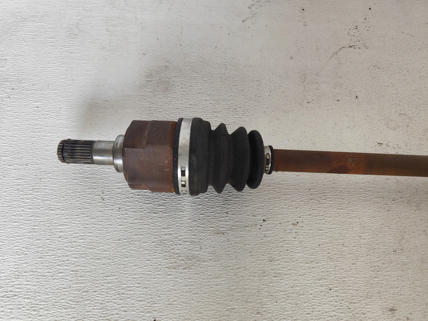KIA VENGA IX20 petrol semi-axis right