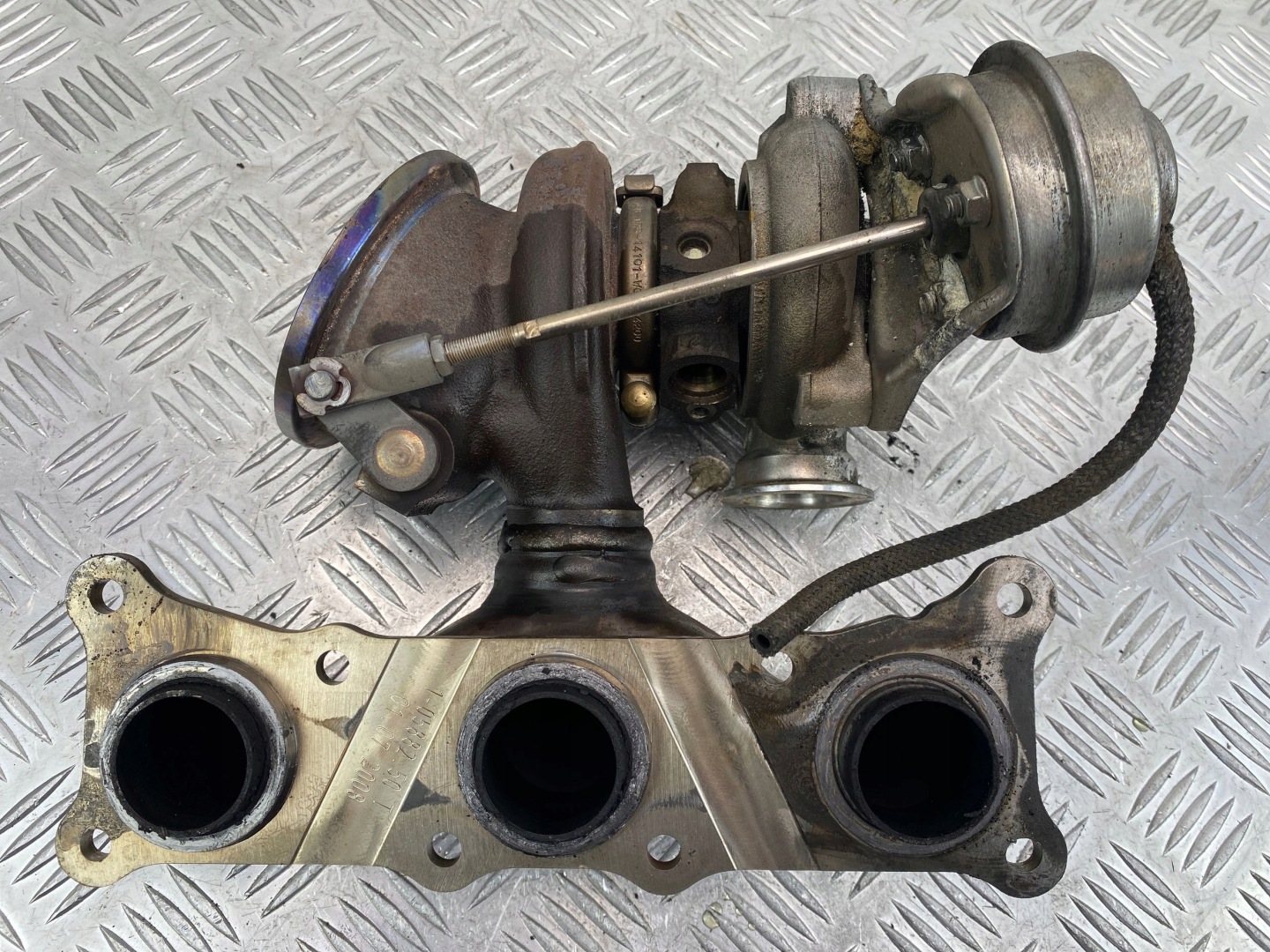 BMW 530i E60 E61 turbo 759301801 N54B30