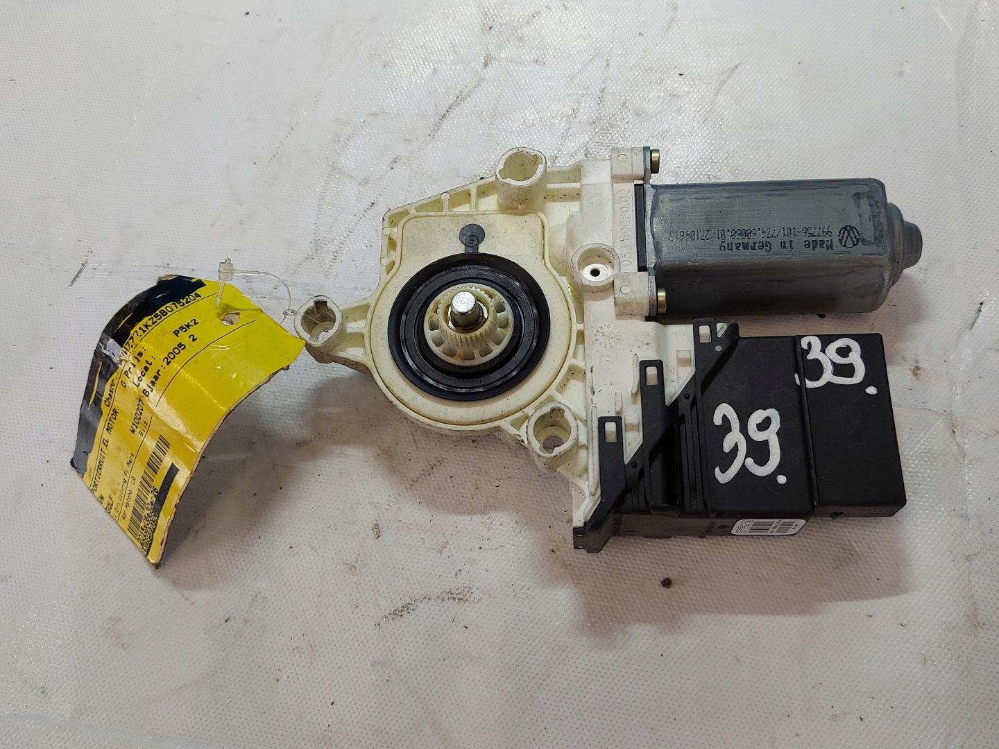 engine lifting windows GOLF V 993424100 left rear part