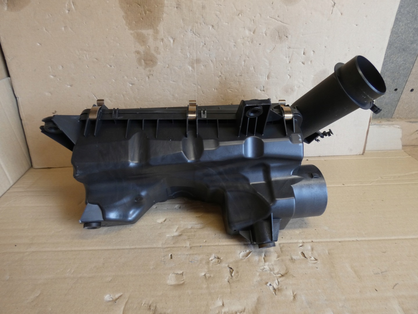 Gehäuse filter luft Peugeot 3008 III 9836486280