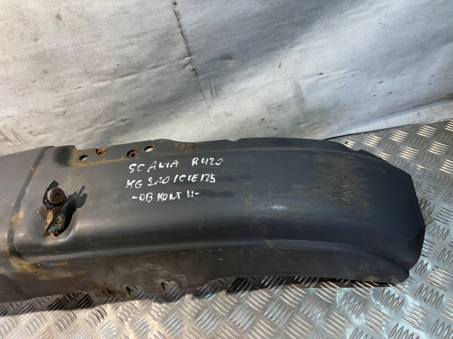 bumper support front Scania R