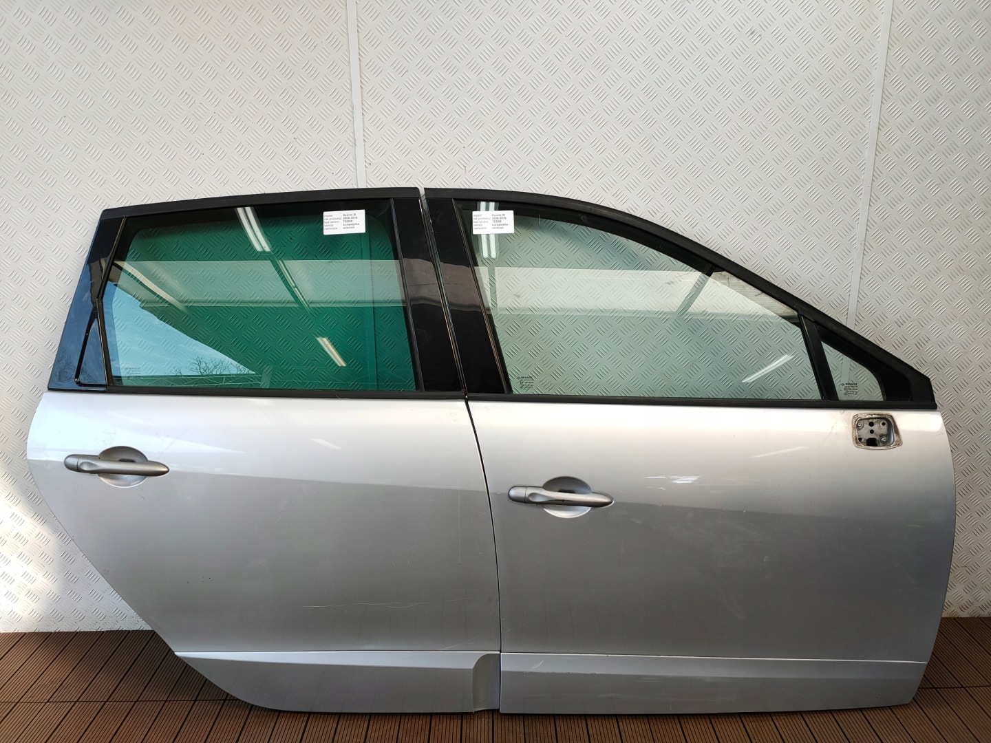 RENAULT SCENIC III 09-16 door front right front TED69 OE