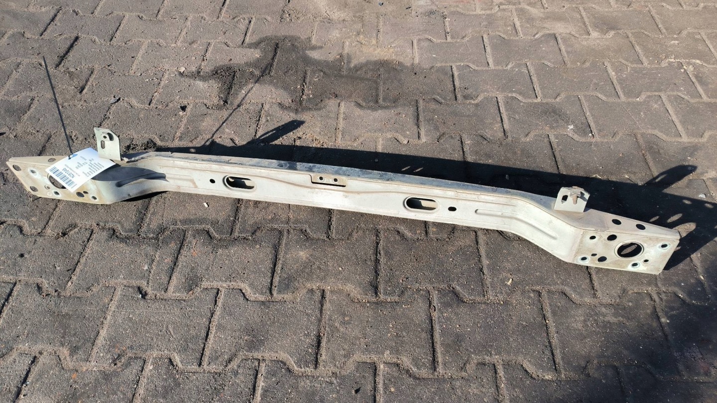 Traverse pare choc Avant OPEL MOVANO