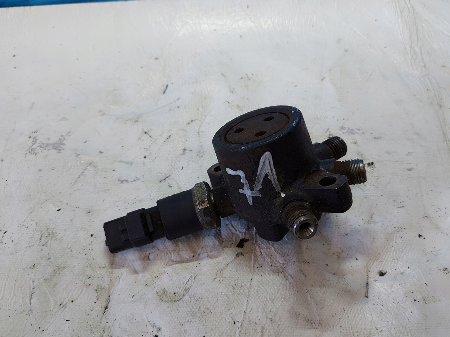 Rampe injection MEGANE II 1.5 DCI R9144Z010C