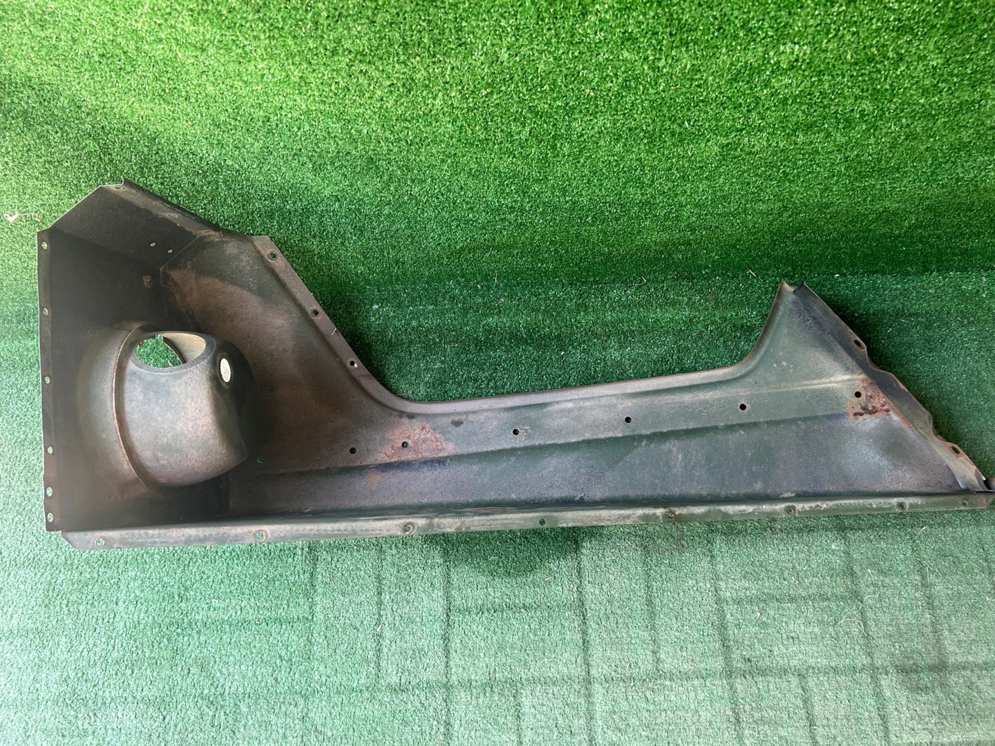 fender left front MERCEDES G KLASA W460 79- original