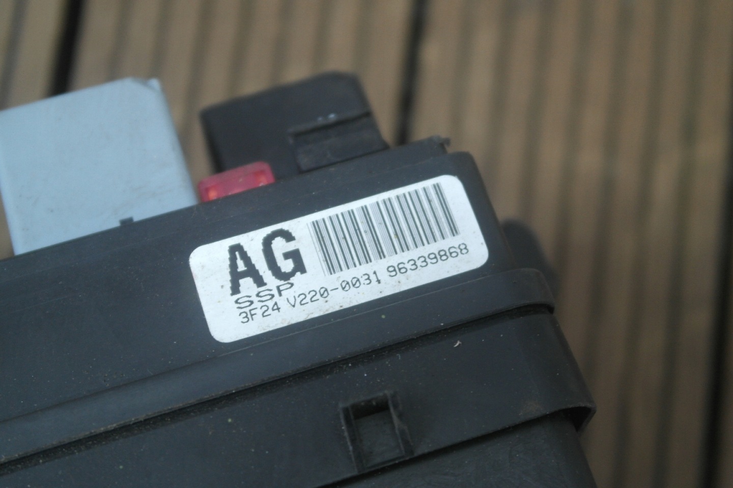 DAEWOO EVANDA 02-06 2.0 16V Module fusibles 96339868 OE