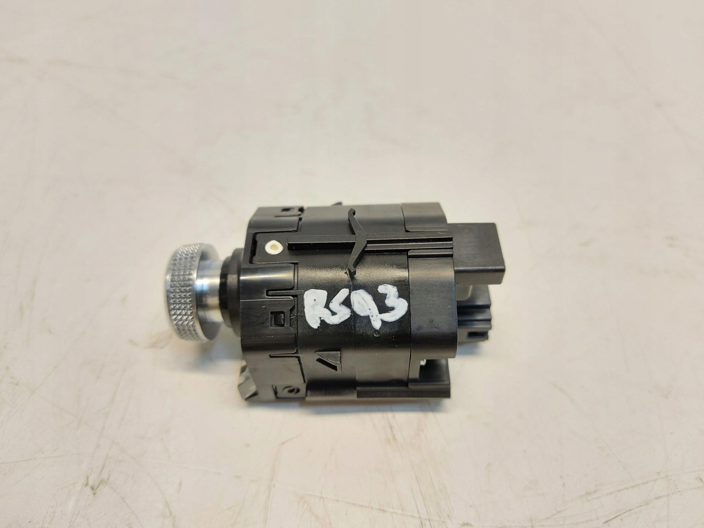 Audi RSQ3 Q3 83A 2022r REGULATOR GLOSNOSCI