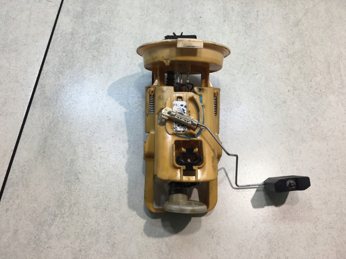 feed pump PLYWAK BMW 3 E46 2.0 D 6750582