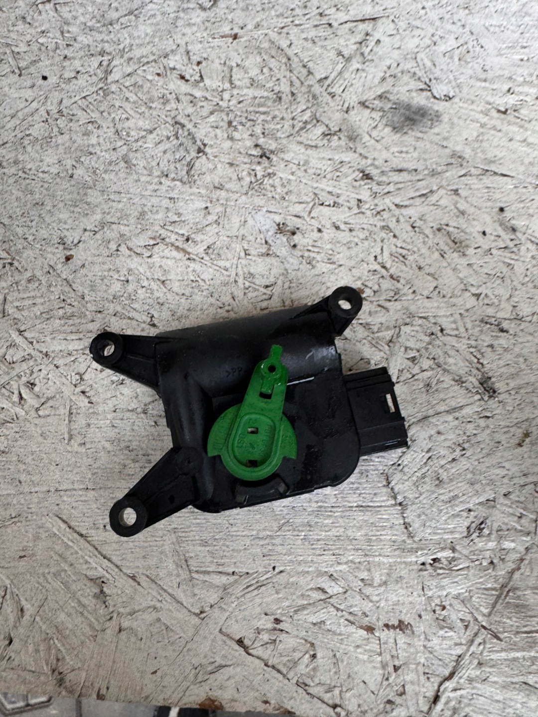 Micro moteur Bloc de chauffage complet AUDI A4 B6 B7 EXEO 8E1820511B 0132801303