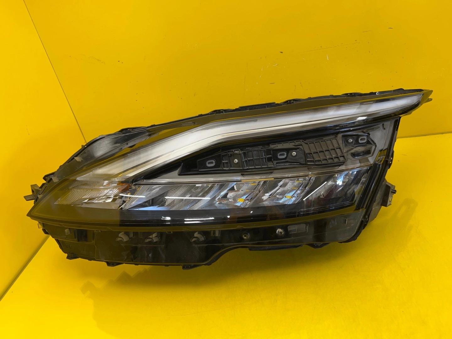 light left Nissan Qashqai J12 21- Full Led 100-8D02G