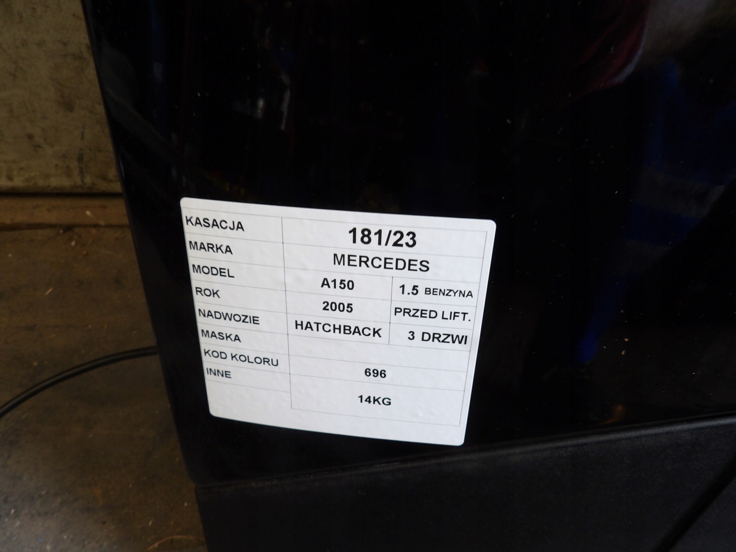 Mercedes A169 bonnet front colour 696