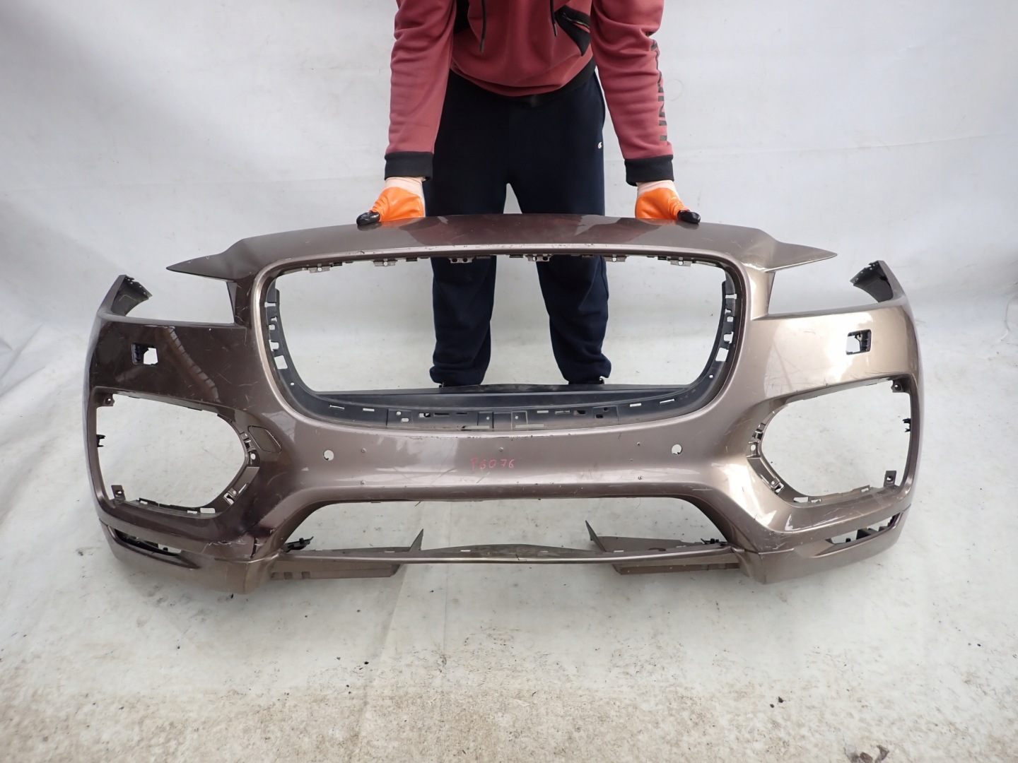 JAGUAR F-PACE R-SPORT 16-20 bumper front front SPR PDC