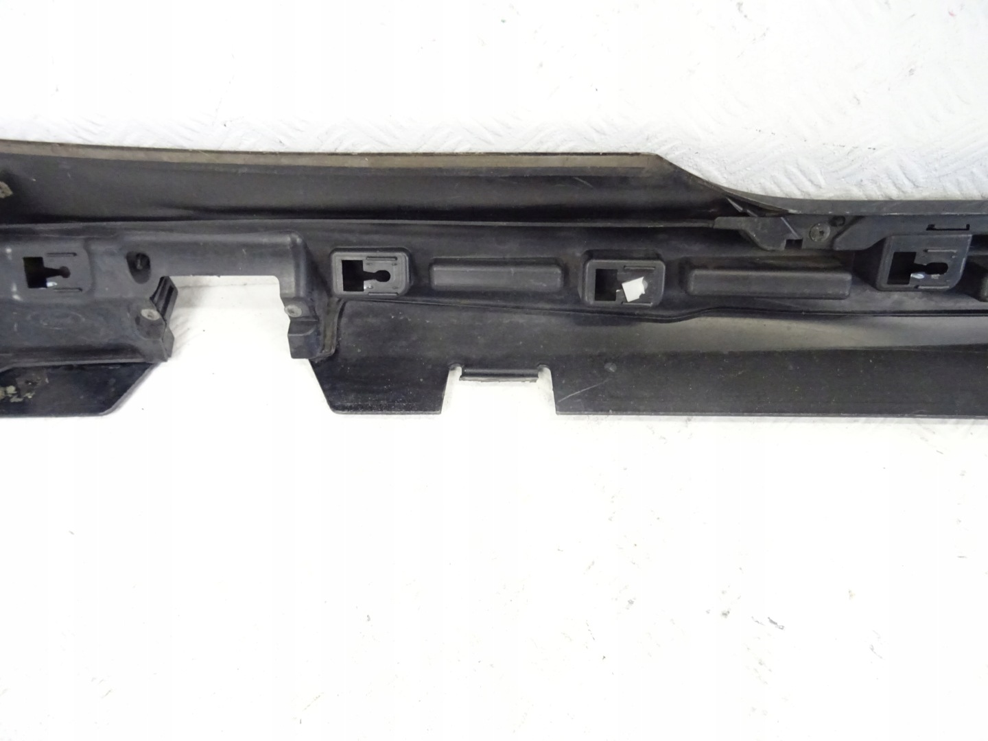 Ford Fiesta MK7 ST RS LIFT moulding threshold left | GetMotor 0U9