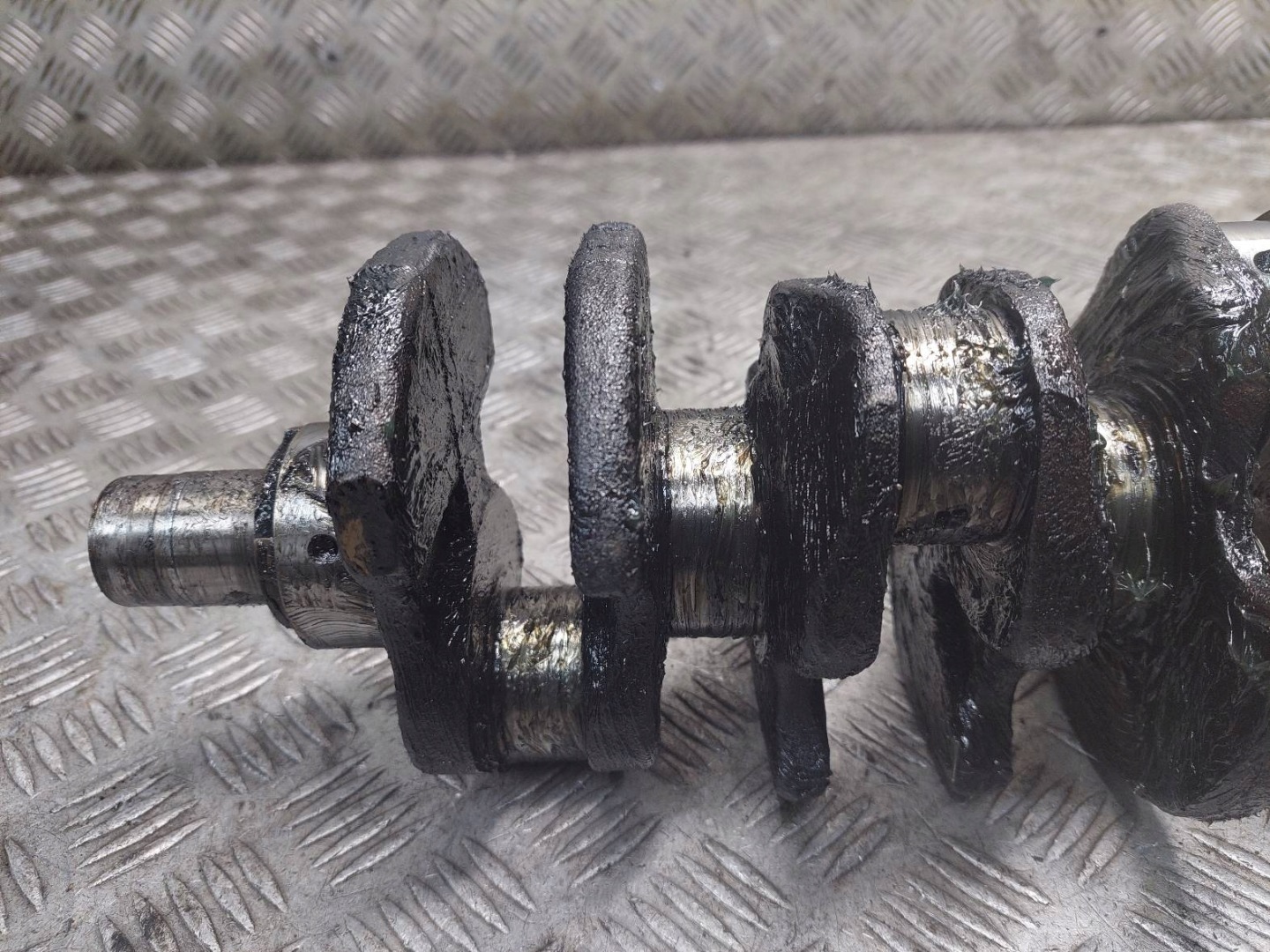 crank VOLKSWAGEN TRANSPORTER T4 AJA 2.4 D