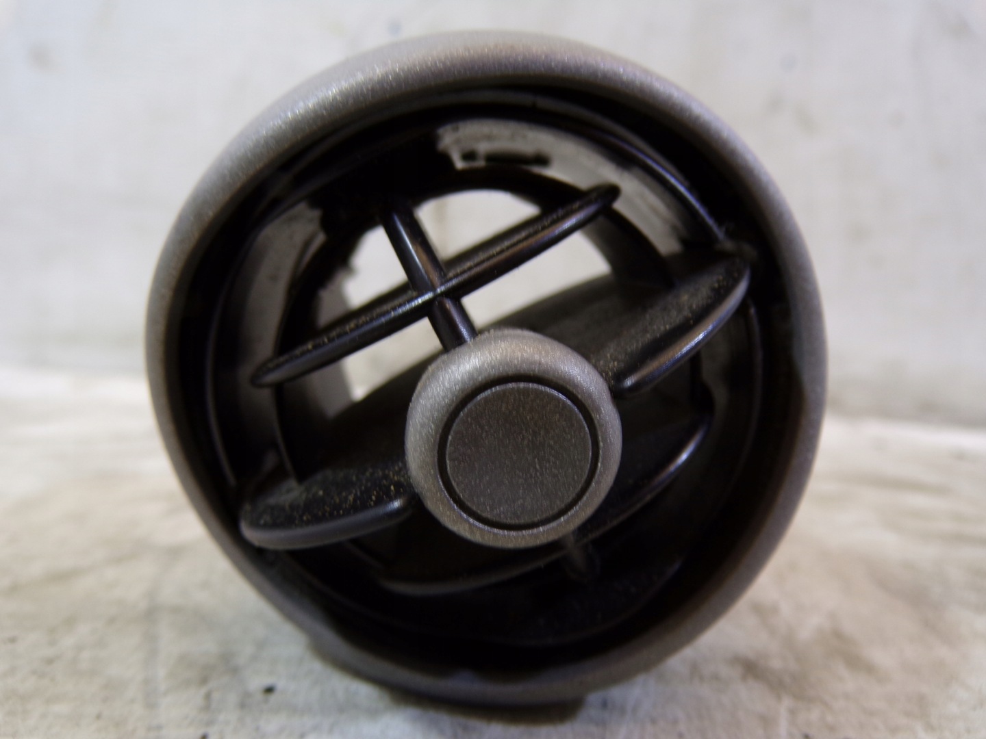 grid air conditioning devices side SMART FORFOUR (5)