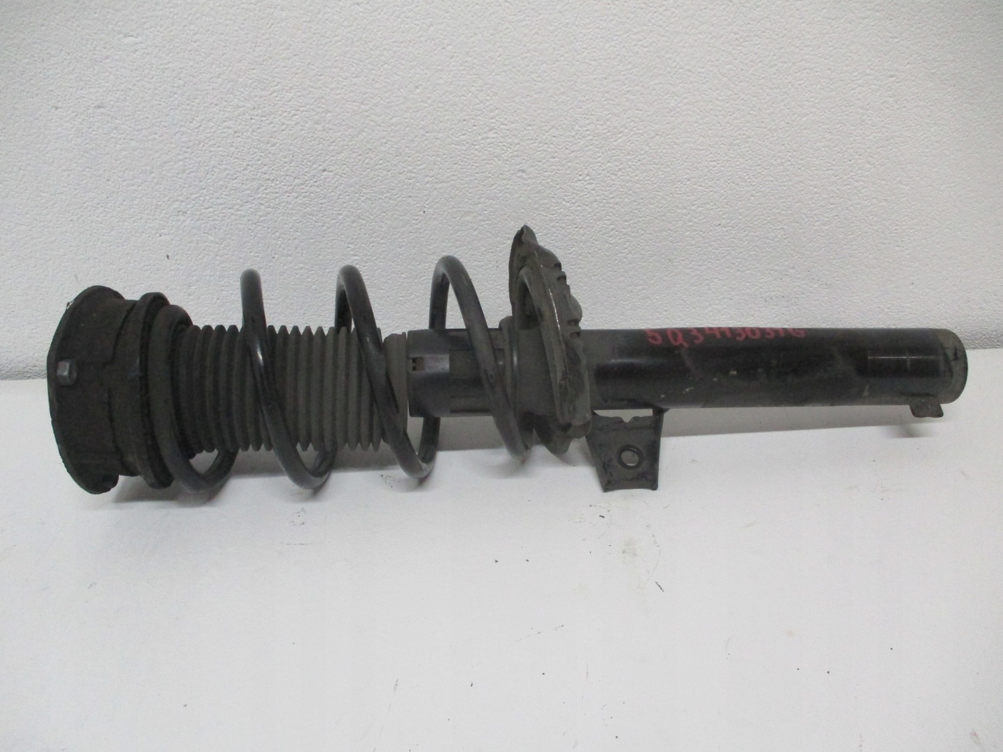 AMOR shock absorber SEAT ATECA 5Q3413032G right front