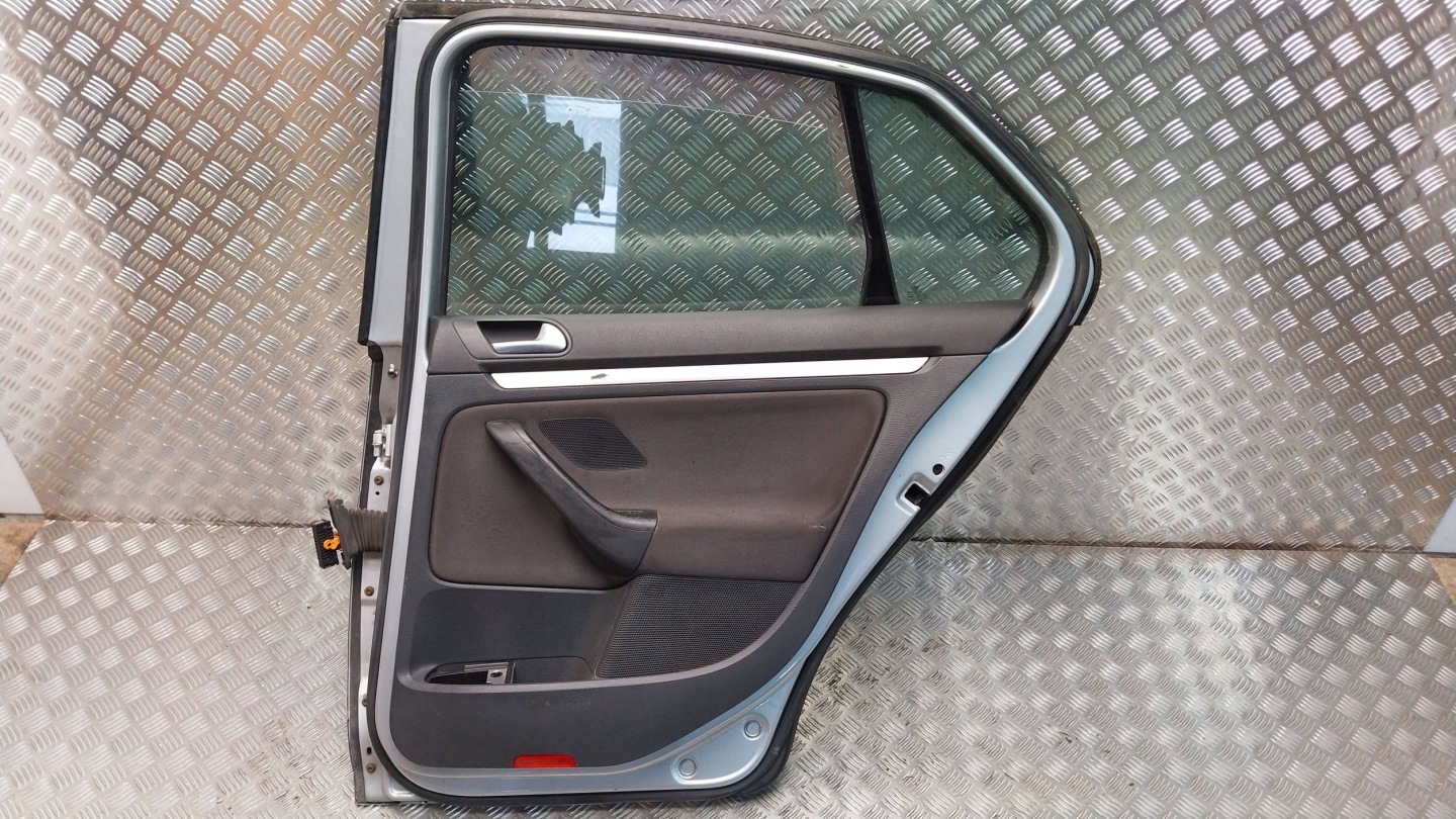 Portière Arrière Droit VW JETTA 05