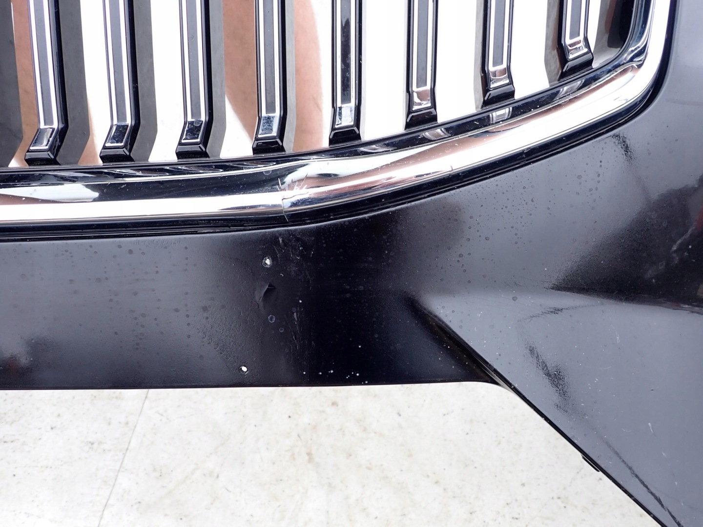 VOLVO XC60 II LIFT 21- bumper front SPR 6PDC