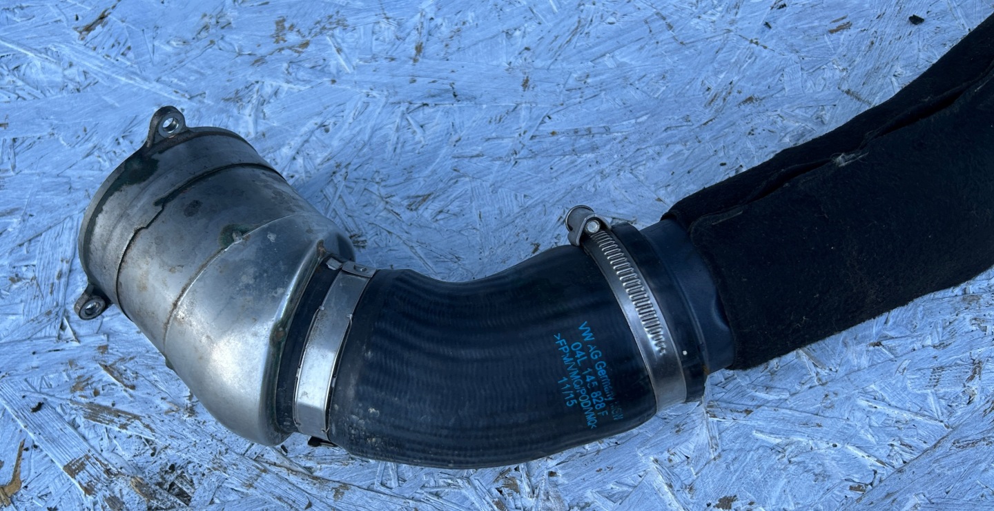 prijenos cijev interkulera VW PASSAT B8 2.0 TDI 14- 04L145828F
