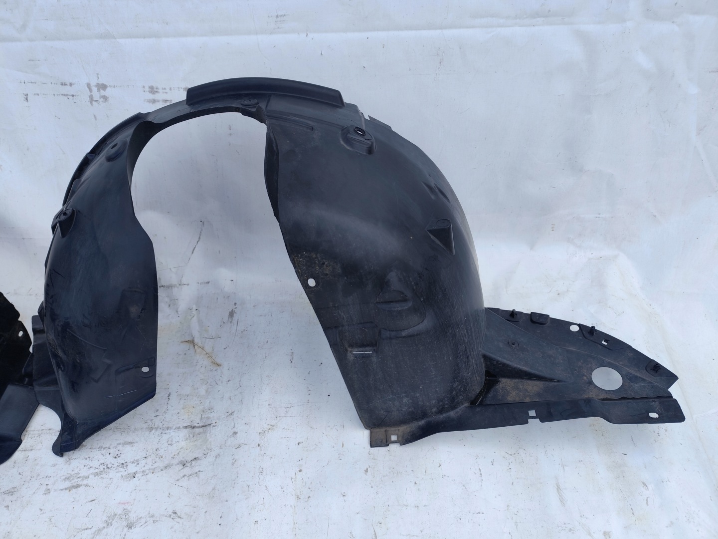 CITROEN C3 III mudguard front front left