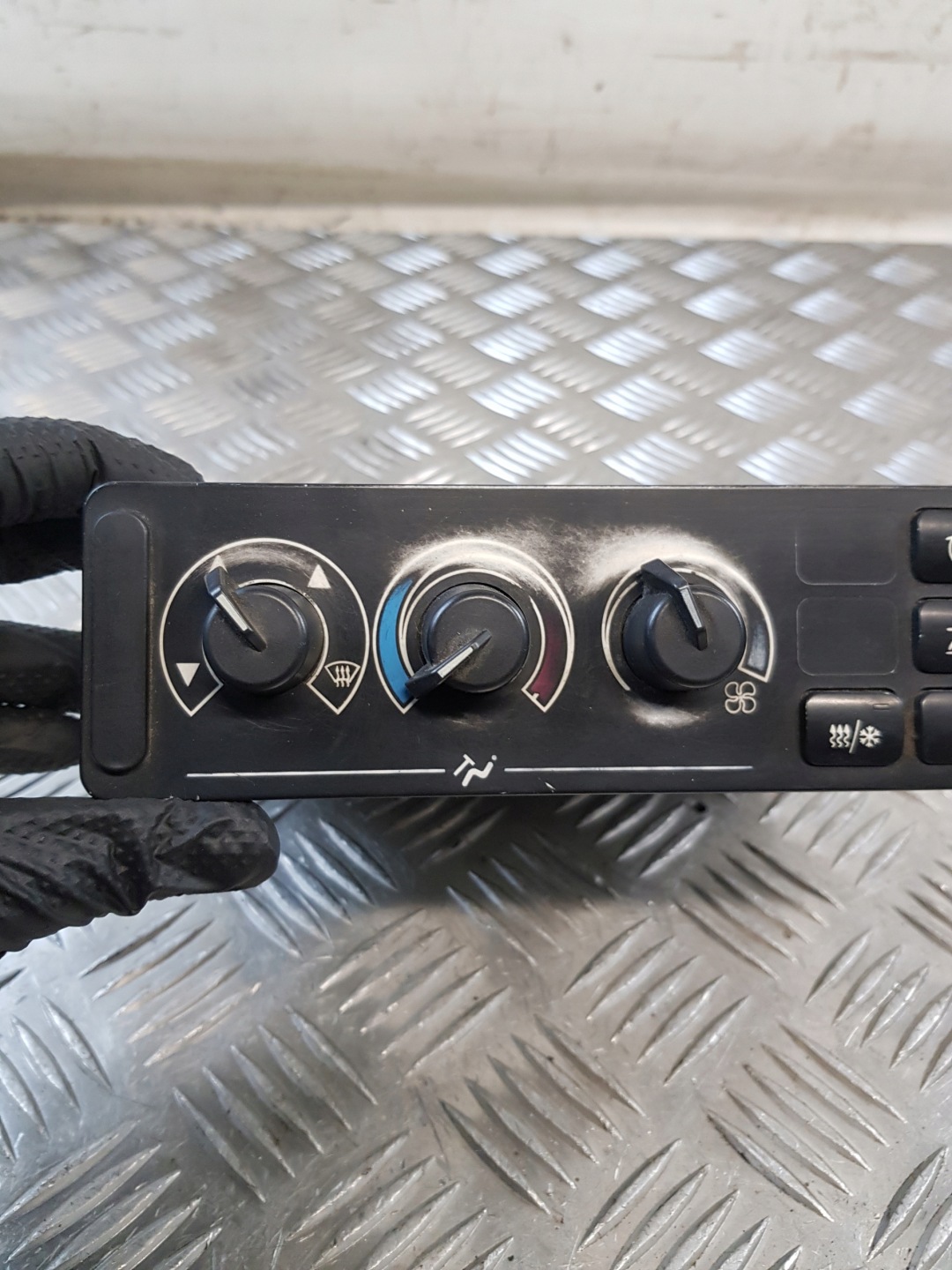 PANEL klími klimatizaci WABCO 4461950020 A0004461028
