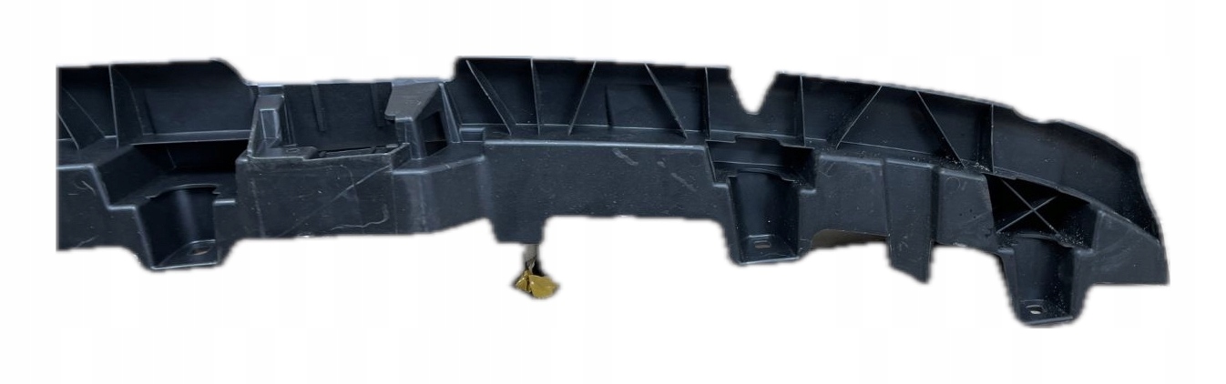 AUDI Q7 II 4M bumper bracket rear part central 4M0807458A