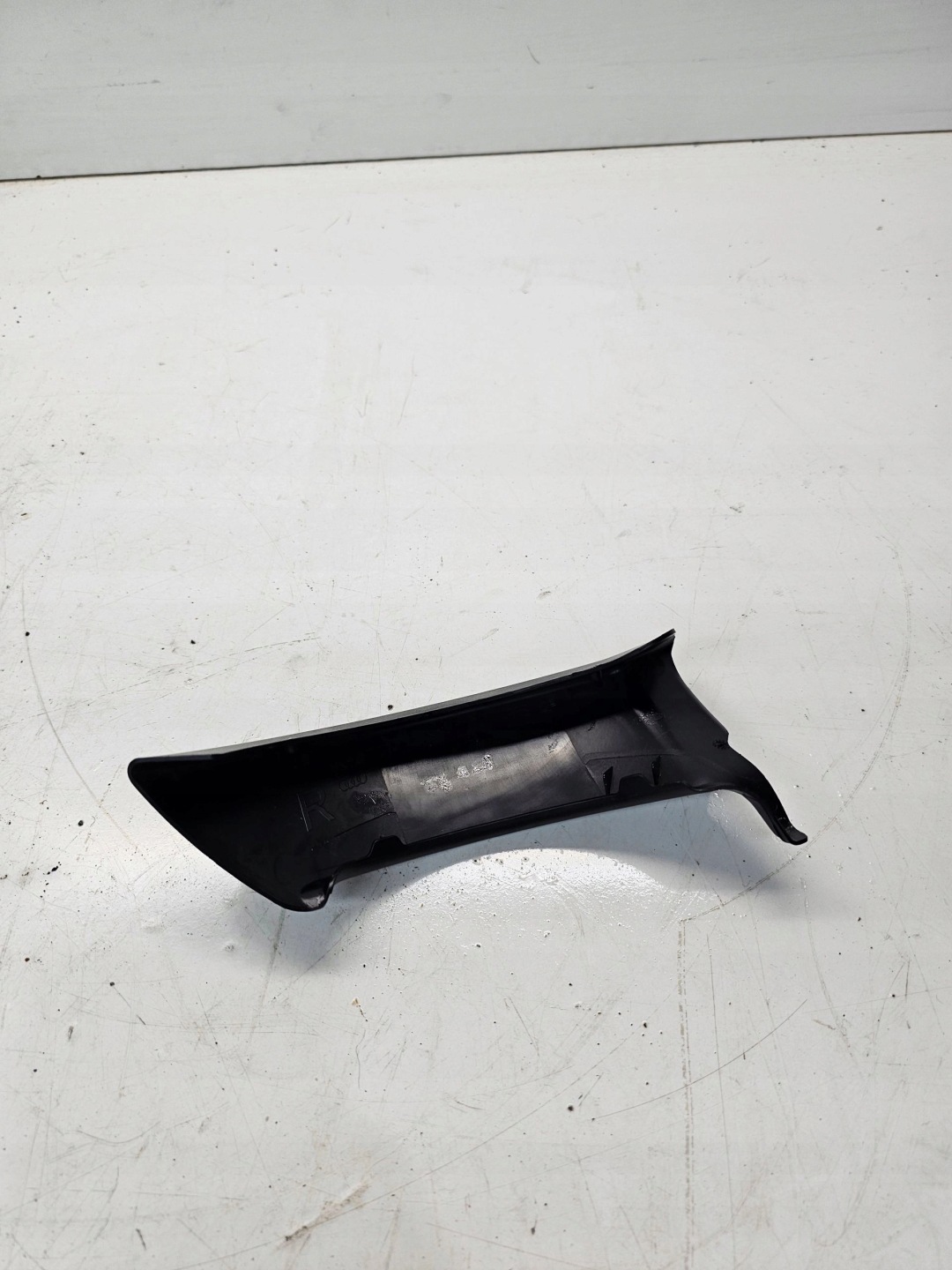 Blende Abdeckung Scharnier rechts AUDI A4 B8 AVANT 8K9827280A