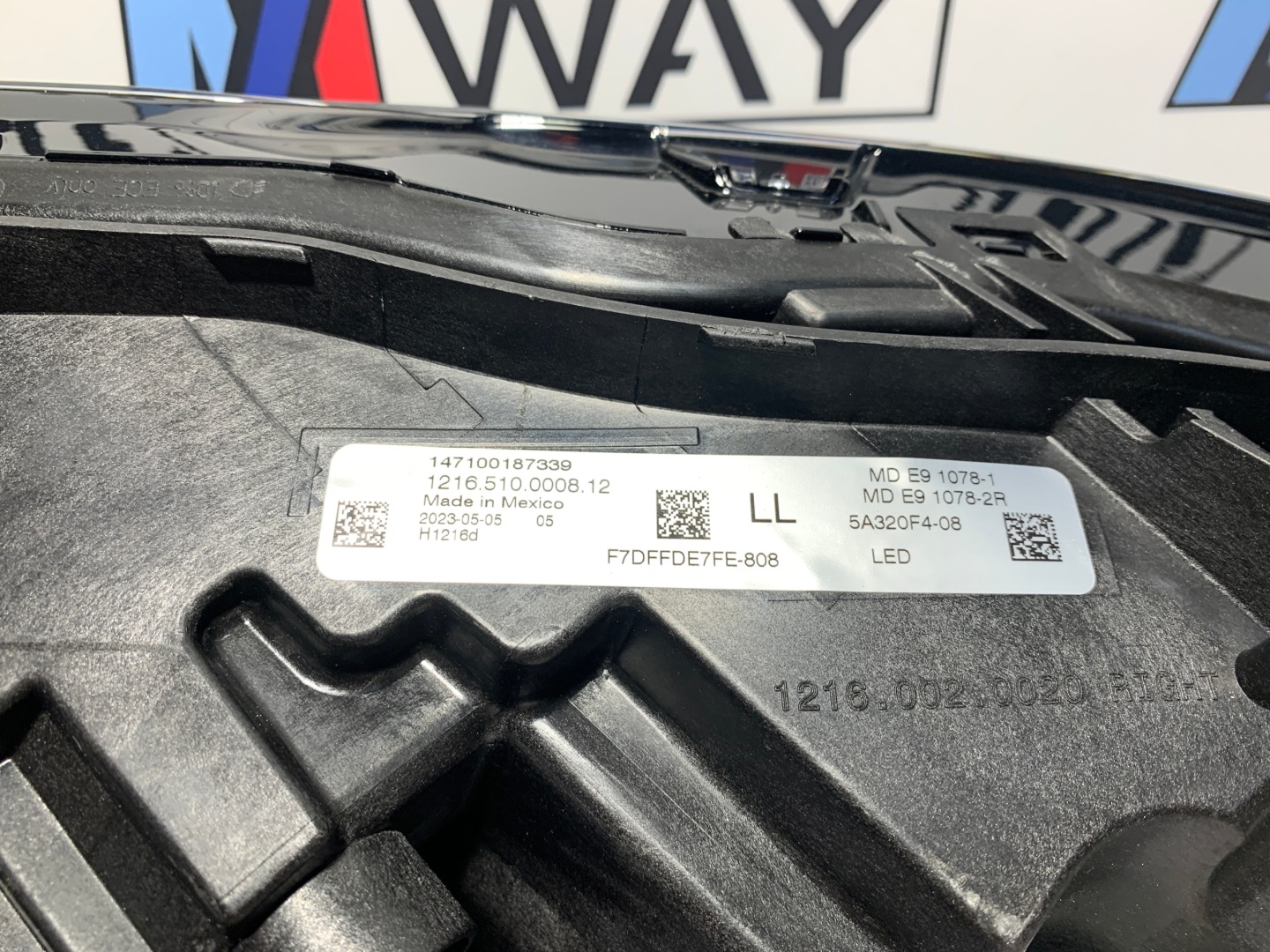 BMW M2 G87 G42 light front right FULL LED original complete ZLOTA 5A320F4
