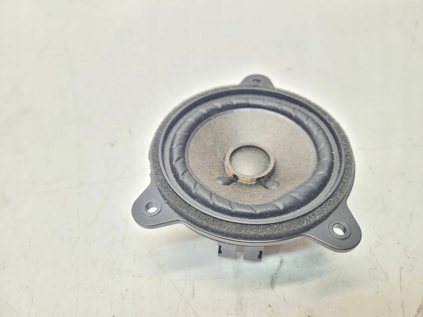 hangszóró KOKPITU DESKI AUDI Q4 E-TRON 11A035415A